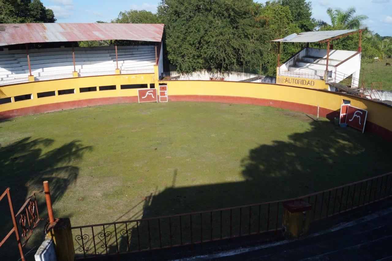 Hotel HF Hacienda San Francisco Puente Nacional Bagian luar foto