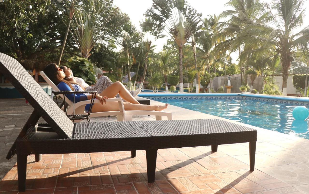 Hotel HF Hacienda San Francisco Puente Nacional Bagian luar foto