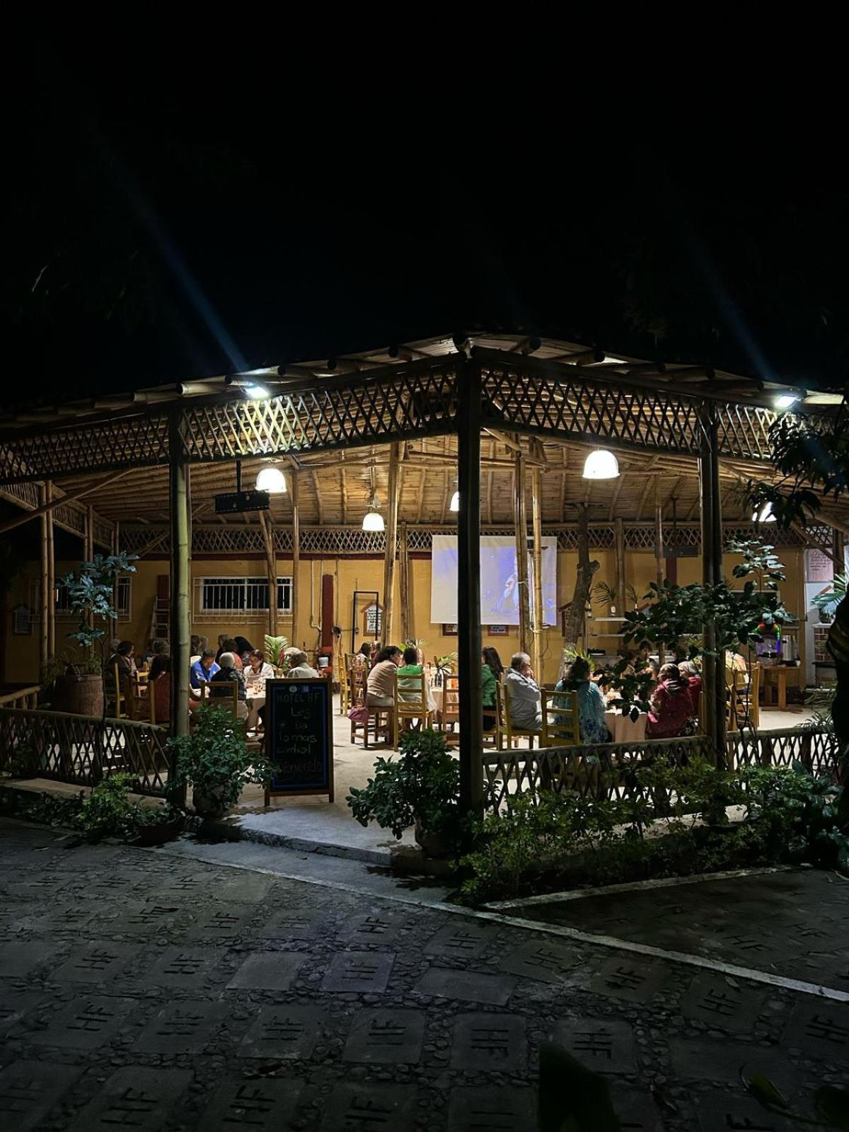 Hotel HF Hacienda San Francisco Puente Nacional Bagian luar foto