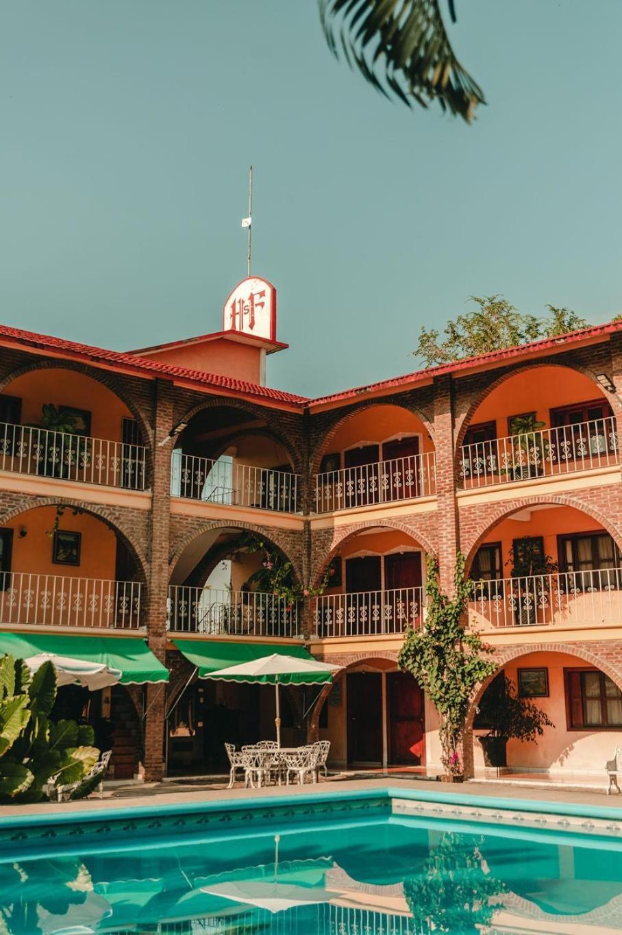 Hotel HF Hacienda San Francisco Puente Nacional Bagian luar foto